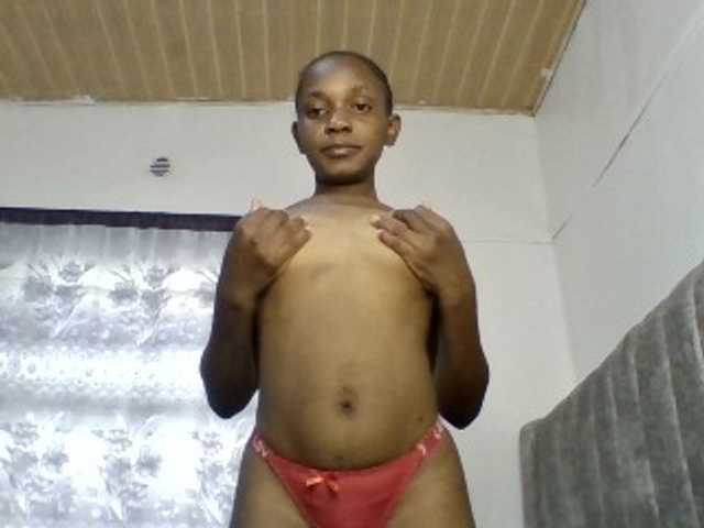 Minimochie live cam on BongaCams