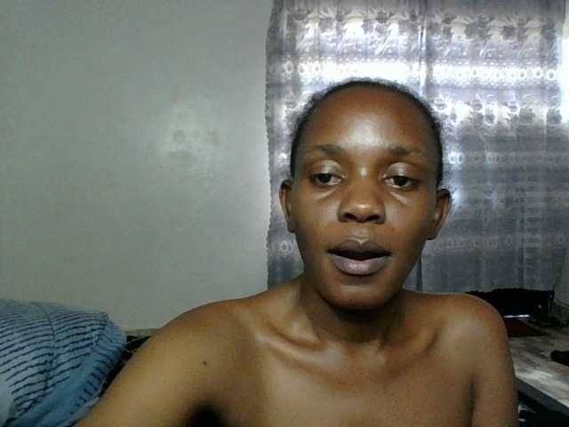 Minimochie live cam on BongaCams