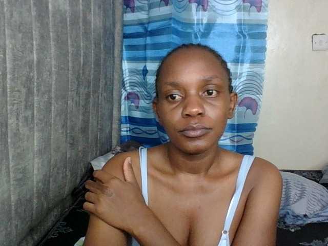 Minimochie live cam on BongaCams