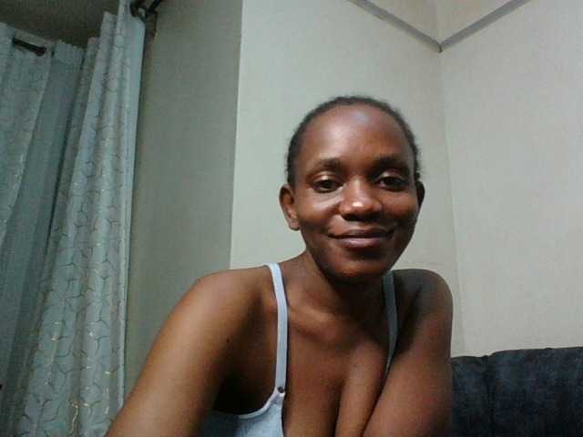 Minimochie live cam on BongaCams