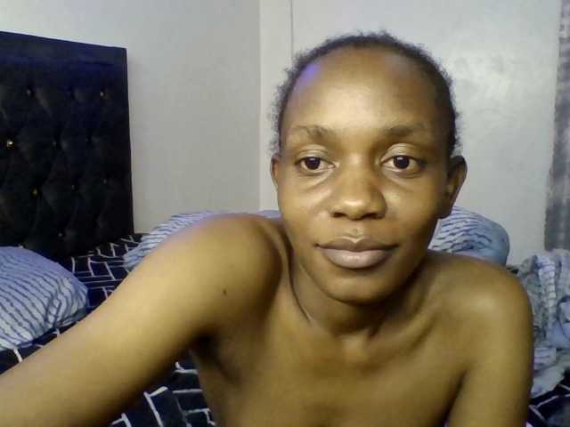 Minimochie live cam on BongaCams