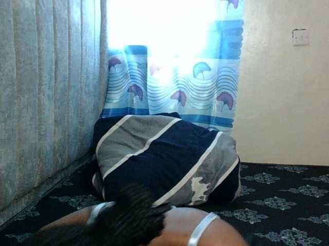 Minimochie live cam on BongaCams