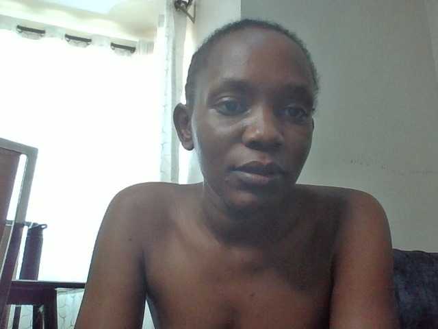 Minimochie live cam on BongaCams