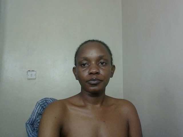 Minimochie live cam on BongaCams