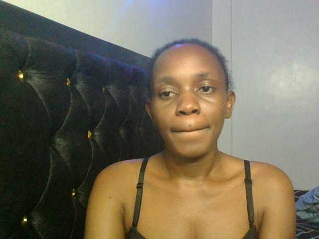 Minimochie live cam on BongaCams