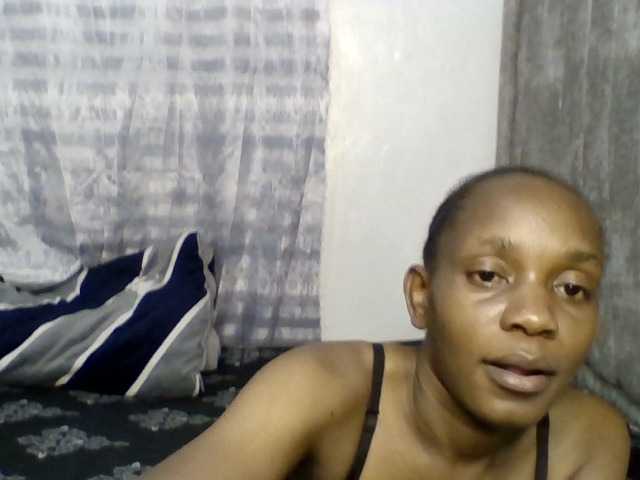 Minimochie live cam on BongaCams