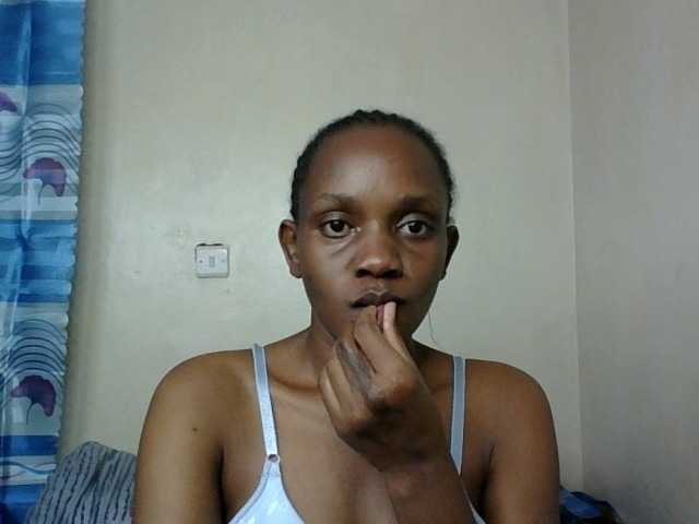 Minimochie live cam on BongaCams