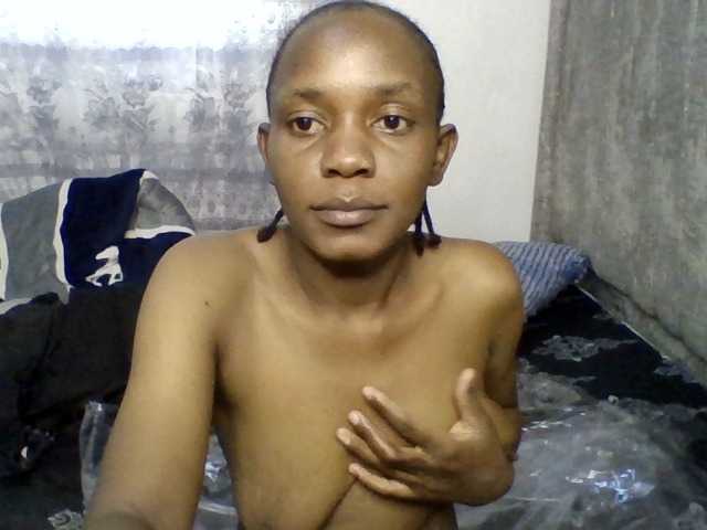 Minimochie live cam on BongaCams