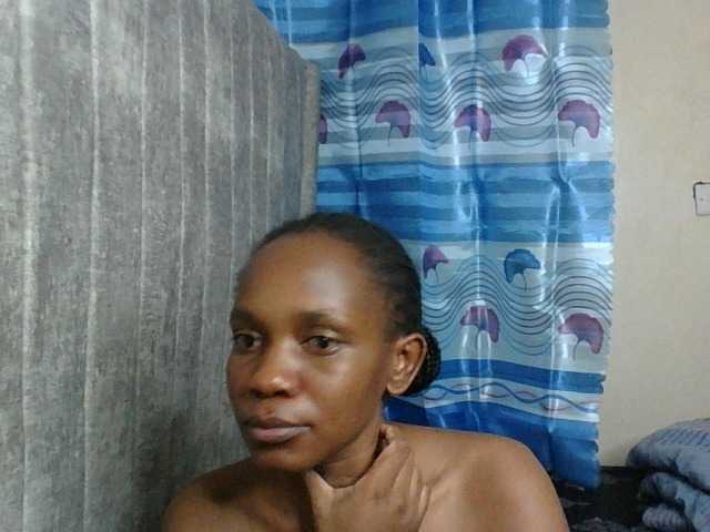 Minimochie live cam on BongaCams