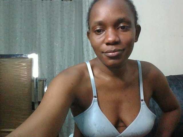 Minimochie live cam on BongaCams