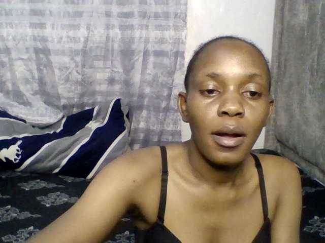 Minimochie live cam on BongaCams
