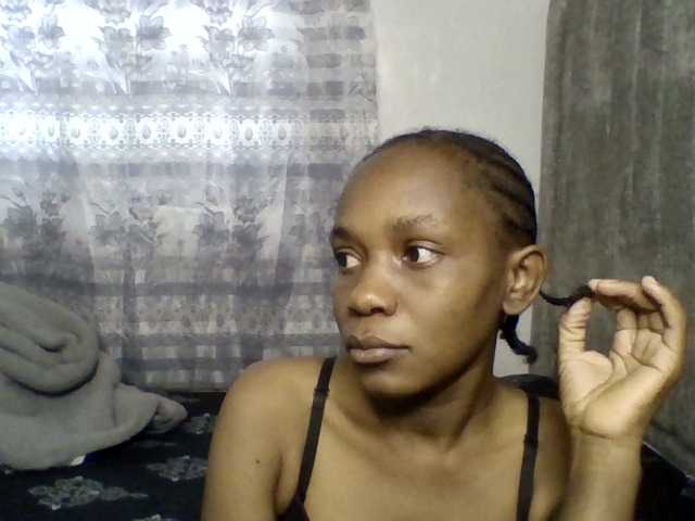 Minimochie live cam on BongaCams