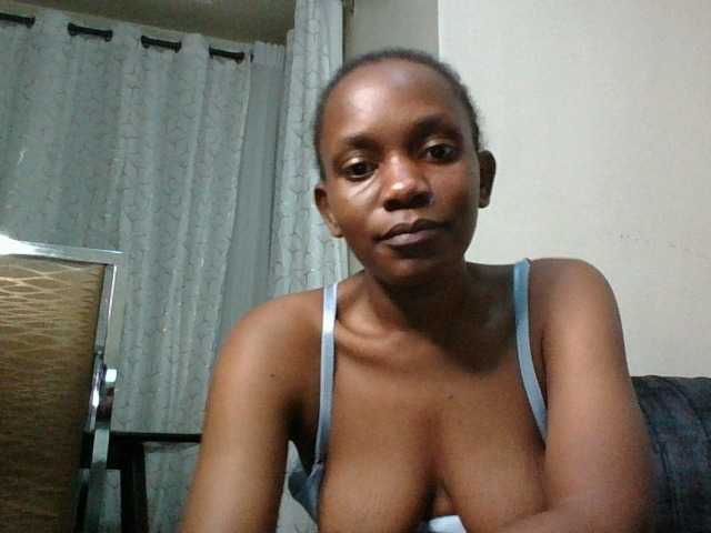 Minimochie live cam on BongaCams