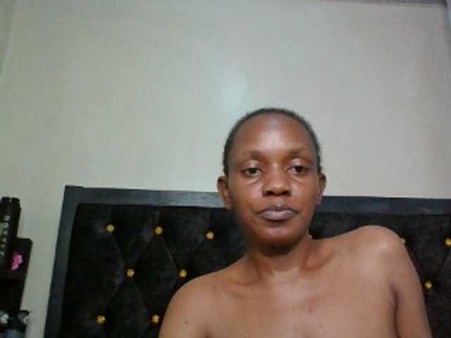 Minimochie live cam on BongaCams