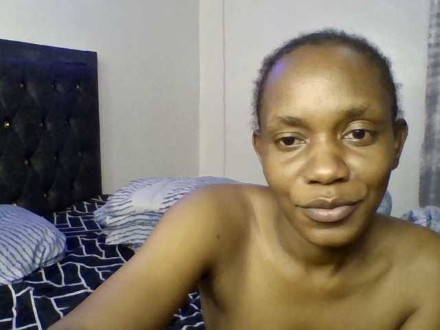 Minimochie live cam on BongaCams