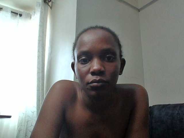 Minimochie live cam on BongaCams
