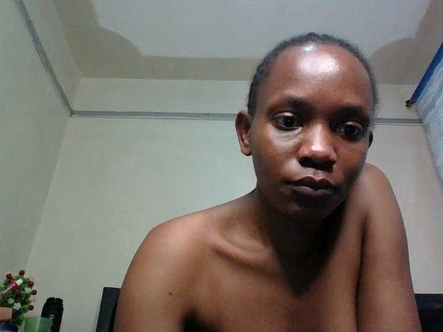Minimochie live cam on BongaCams