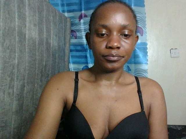 Minimochie live cam on BongaCams