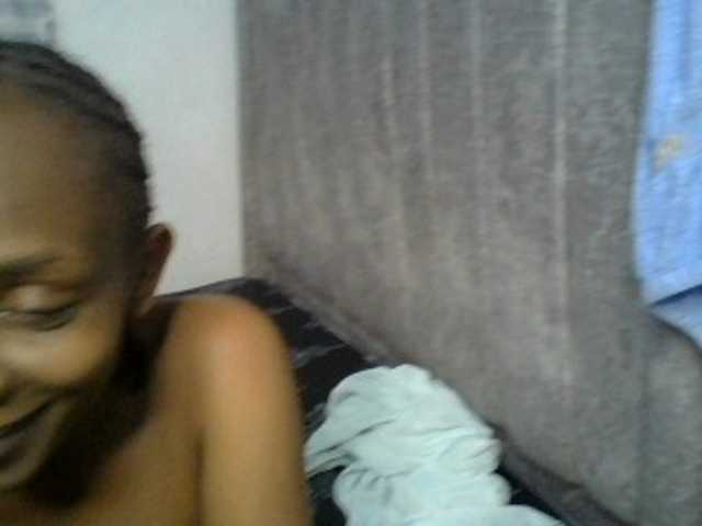 Minimochie live cam on BongaCams