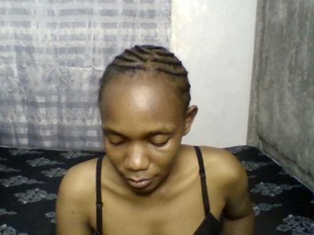 Minimochie live cam on BongaCams