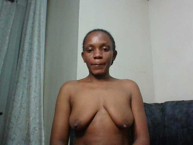 Minimochie live cam on BongaCams