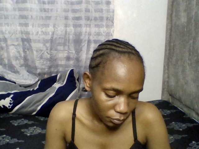Minimochie live cam on BongaCams