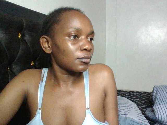 Minimochie live cam on BongaCams