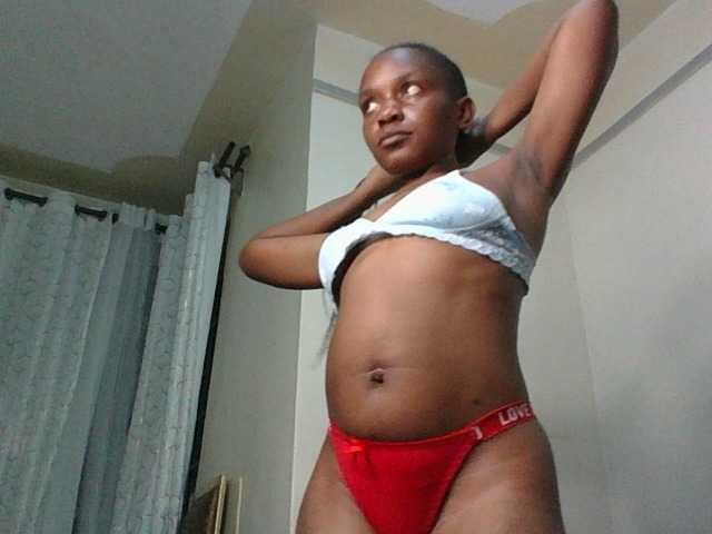 Minimochie live cam on BongaCams