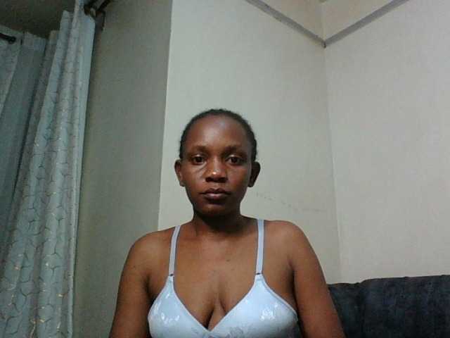 Minimochie live cam on BongaCams
