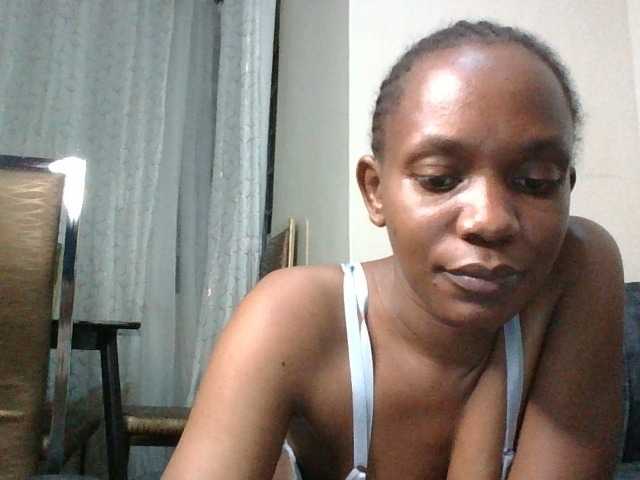 Minimochie live cam on BongaCams