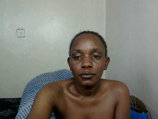 Minimochie live cam on BongaCams