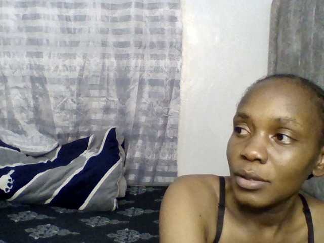 Minimochie live cam on BongaCams