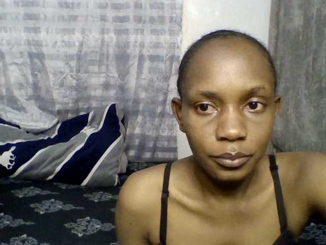 Minimochie live cam on BongaCams