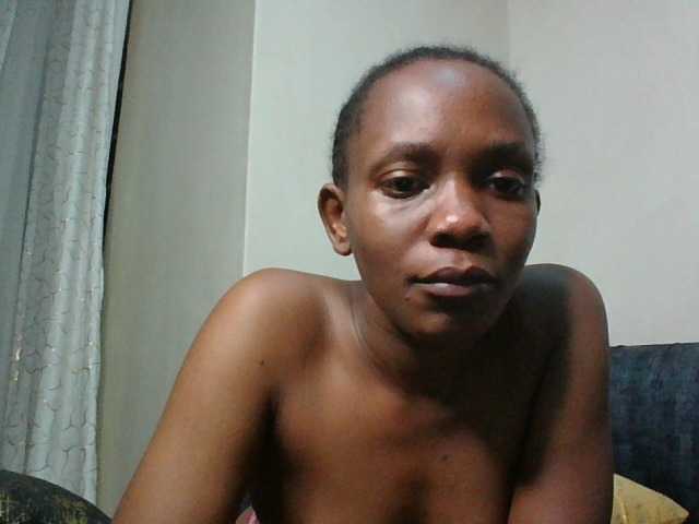Minimochie live cam on BongaCams
