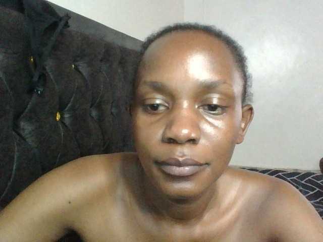 Minimochie live cam on BongaCams