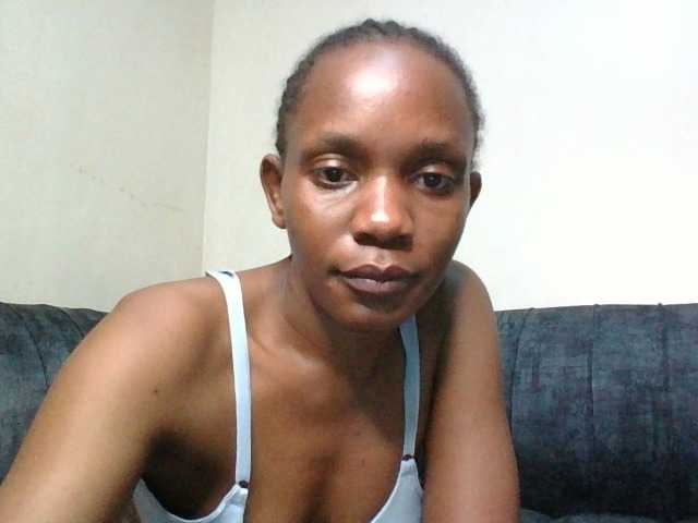Minimochie live cam on BongaCams