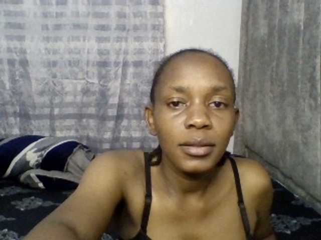 Minimochie live cam on BongaCams