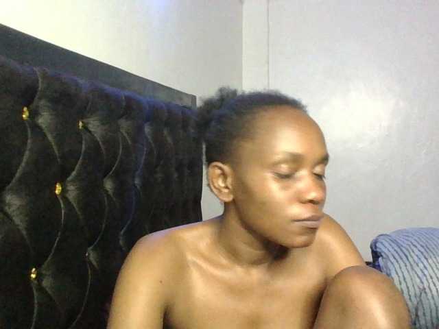 Minimochie live cam on BongaCams