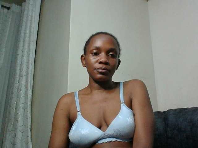 Minimochie live cam on BongaCams