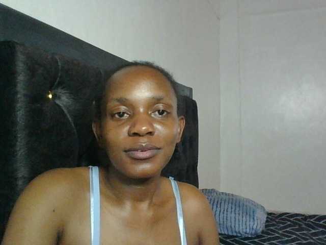 Minimochie live cam on BongaCams
