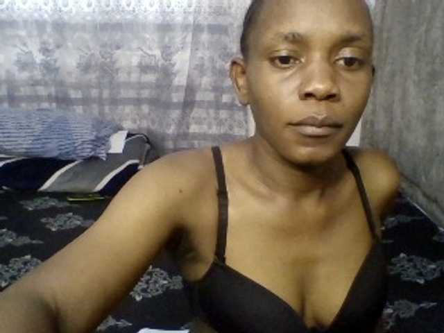 Minimochie live cam on BongaCams