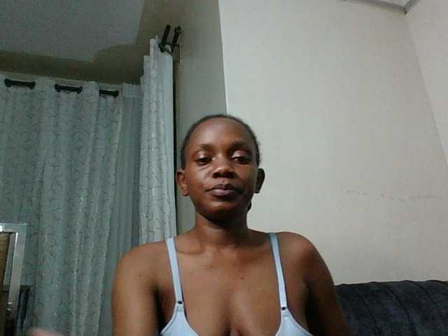 Minimochie live cam on BongaCams