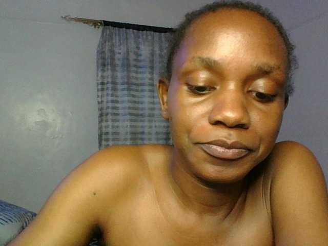 Minimochie live cam on BongaCams