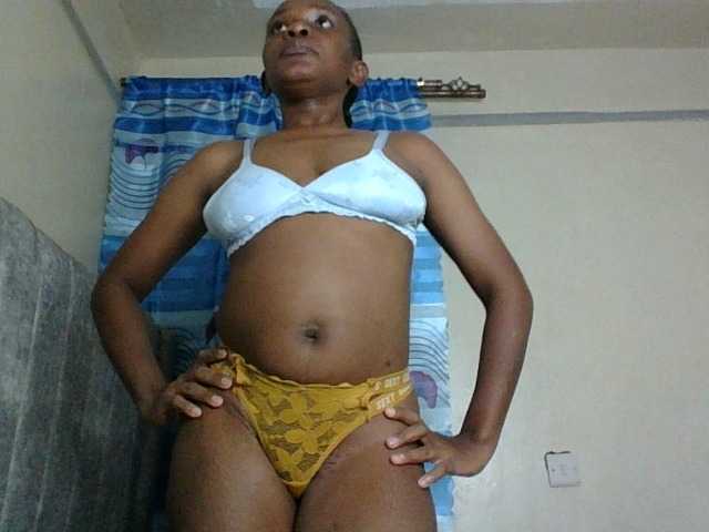 Minimochie live cam on BongaCams