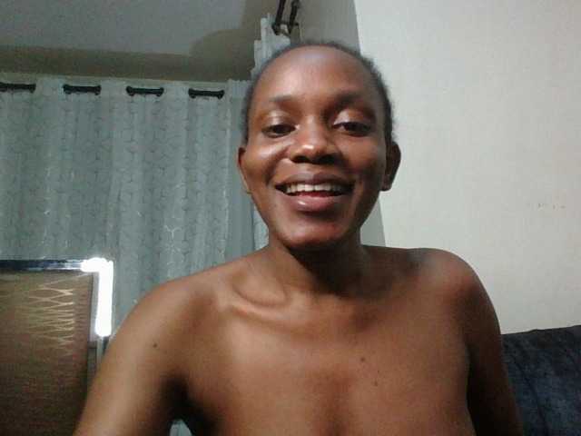 Minimochie live cam on BongaCams