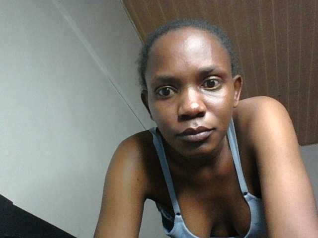 Minimochie live cam on BongaCams