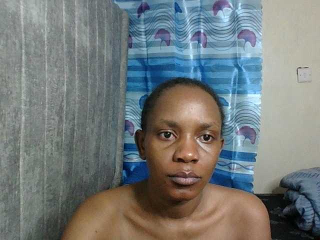 Minimochie live cam on BongaCams