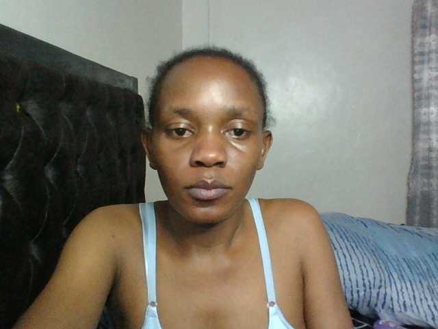 Minimochie live cam on BongaCams