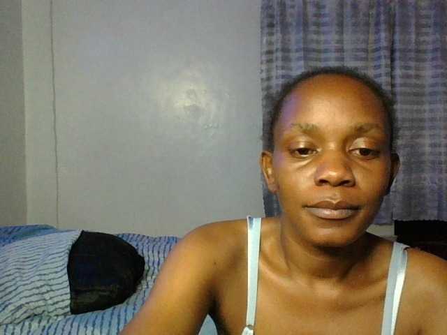 Minimochie live cam on BongaCams
