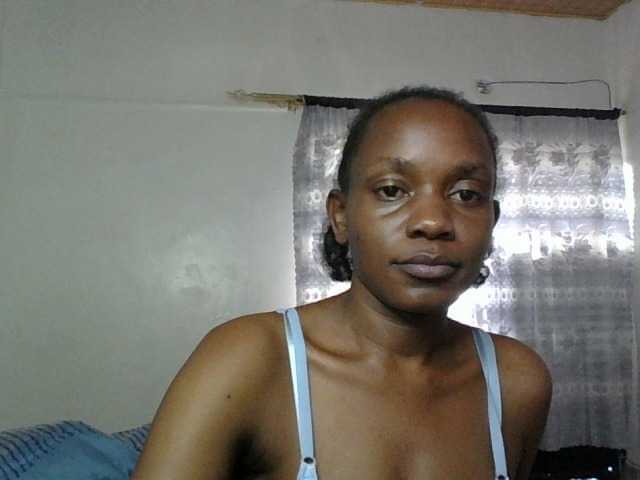 Minimochie live cam on BongaCams